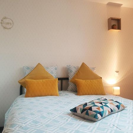 Studio Centre Appartamento Dinan Esterno foto