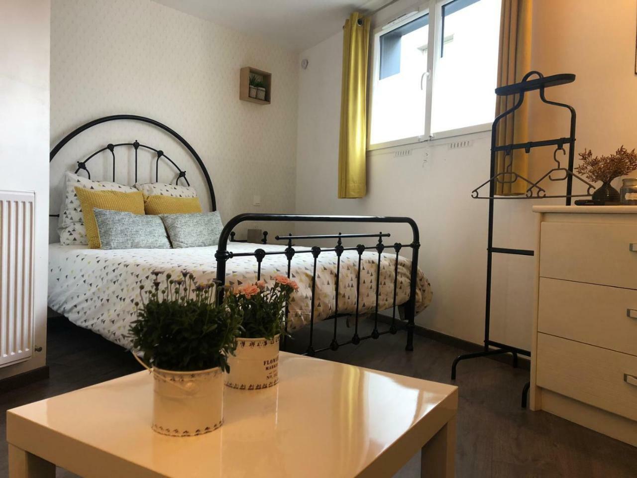 Studio Centre Appartamento Dinan Esterno foto